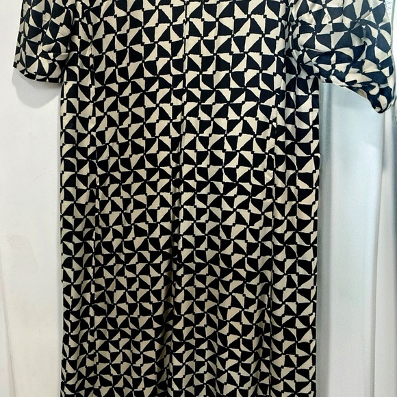 MaxMara Dresses & Skirts - S Max Mara 100% Silk Geometric Print Midi Dress | US 10 IT 44